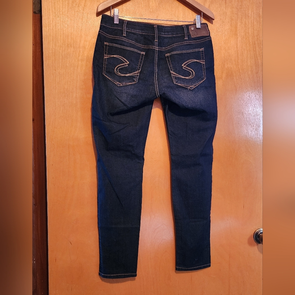 Silver Suki Dark Wash Skinny Jean